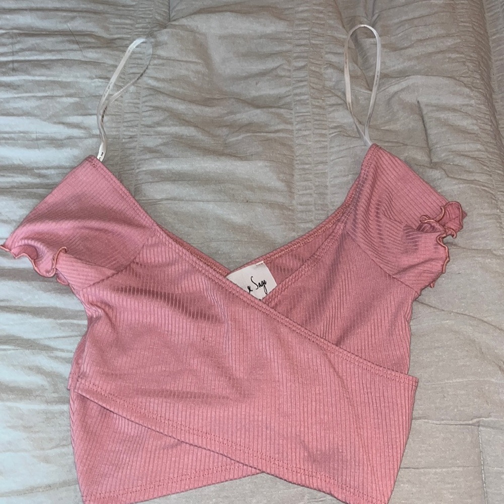 Sadie & Sage crop pink cap sleeve top